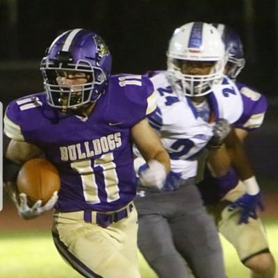 Official Twitter page of the Queen Creek Bulldog Football Program. 2012 State Champions, 2013 Runner-Ups, 2014-17: 2 Semi-finals, 2 Qtr-finals #TheQCWay #BLTW