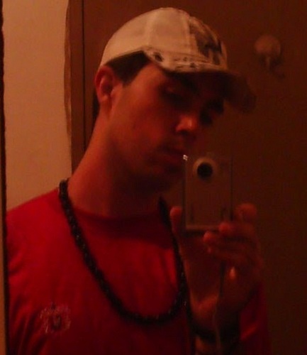 theuszone's profile picture. Acredite em tudo, porque tudo é alcançável (: