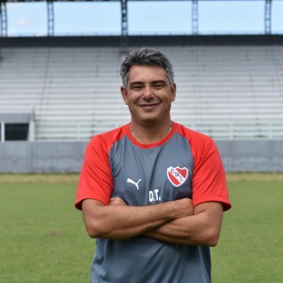 DIRECTOR TECNICO PROFESIONAL DE FUTBOL