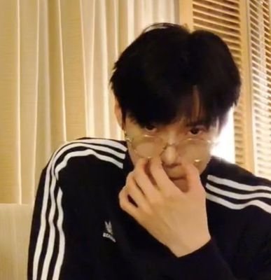 ue_same1's profile picture. 𝑊𝒉𝑎𝑡 𝐼 𝑙𝑖𝑘𝑒, 𝐼 𝑡𝒉𝑖𝑛𝑘 𝑡𝒉𝑎𝑡 𝑖𝑠 𝑖𝑚𝑝𝑜𝑟𝑡𝑎𝑛𝑡 | 𝐼𝐷 : kuyraisus_1 ✨