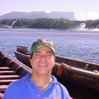 caminando_26's profile picture. Soy, existo, persisto. Nada alcanza a borrarme.