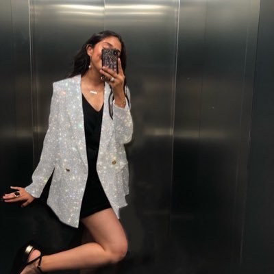 jrishika's profile picture. 