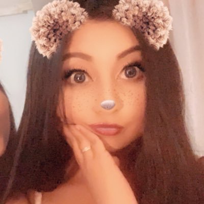 KaelyBotticelli's profile picture. 