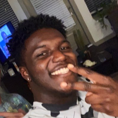 IvVernell's profile picture. I'm just a Mizzou senior tryna make the world a better place