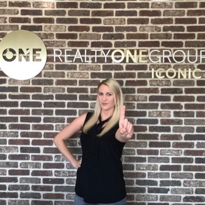 Houston area realtor with Your Journey Home Team at Realty ONE Group Iconic to guide & educate you through your real estate journey.