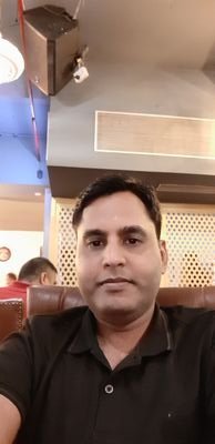 vinodgupta2221's profile picture. 