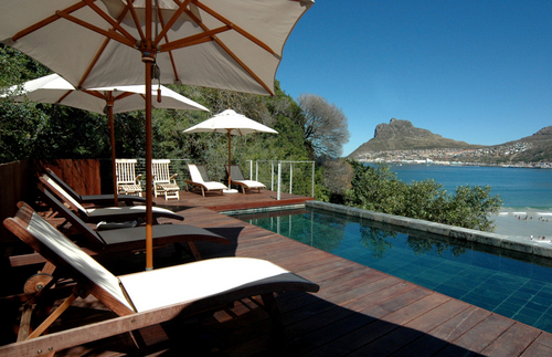 The combination of stunning location, in-house restaurant and bar, events and conference facilities make this Hout Bay hotel a unique choice