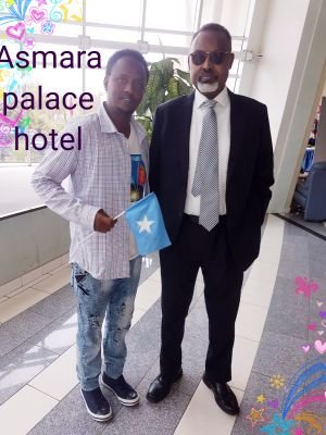 Khadar Rashiid mohamed.was born in Mogadishu...lived 22 years in refugee camp Eritrea... emkulu refugee
