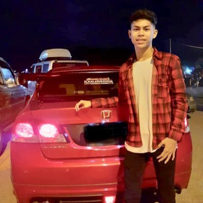 FarisAmirul11's profile picture. FORGET THE PAST, FOCUS ON FUTURE