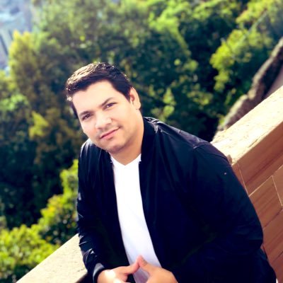 JoseRMerinho's profile picture. Diseñador Industrial Barranquillero 🇨🇴; amante a la fotografía 📸; emprendedor ↗️↗️↗️ 
Viviendo la vida en PAZ y armonía ☮️✌🏼... Follow me! 😉