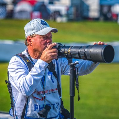 Married. Father of 2 sons and 2 daughters-in-law. Grandpa to Ryker!!! Photographer of motorsports, sports and action. Official raptor bander! *Canadian*