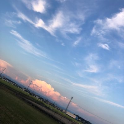 t0yneUk3w7qPHeP's profile picture. 大学1年生です🖖