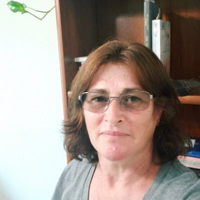 carolowens's profile picture. Content Coach catering to transformational and creative female entrepreneurs, providing branding and copy services inspiring them to create an authentic brand.