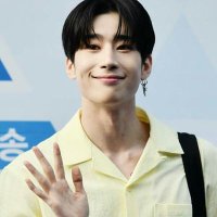 Han Seungwoo pics (@hanswoopics) 's Twitter Profile