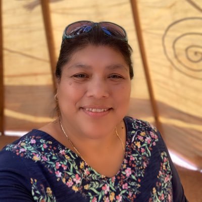 anamartinez1027's profile picture. 