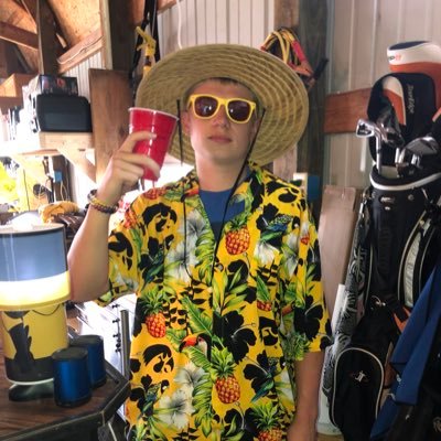 PistolPetey5's profile picture. 