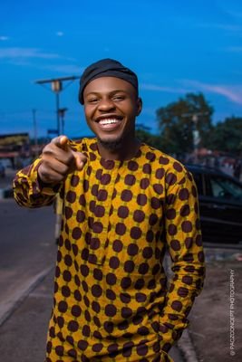 Business is a form of art 🌏
king of the Urban jungle - creative entrepreneur - champion - Business man. :CEO @Zokofarm ltd
