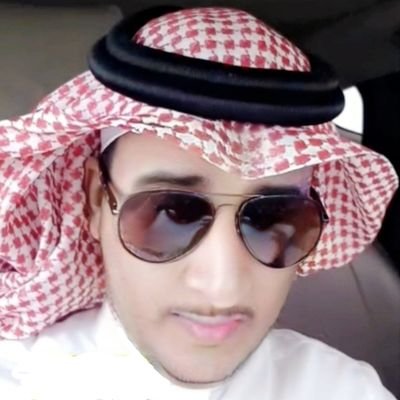 عيش كما تحب وصاحب من تحب وابتسم للدنيا تبتسملك. رياضي ومحب لكرة القدم⚽️