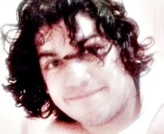 Músico, blogueiro, escritor no Tensitude Máxima , autêntico,realista, chato, crítico, sonhador, simpático, humorista amador, sincero.