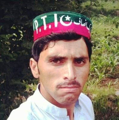 زۀ ئے پہ خپل ښۀ سړیتوب کښے کړَولے یمه•
د ځنی خلقو احترام راته اوس کـفـر ښکاری.