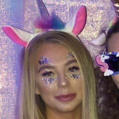 allexiia's profile picture. Tjenis