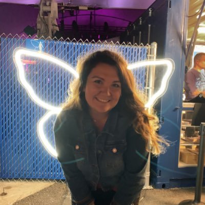 caraaaamck's profile picture. probably thinking about dogs. love you to the moon and to Saturn.