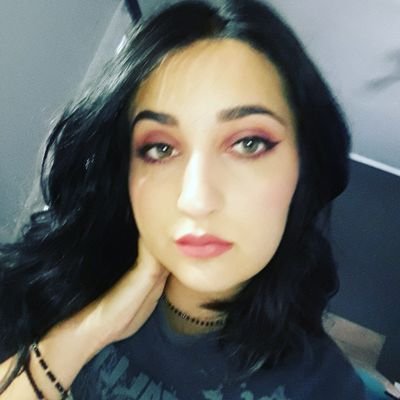 simplemklover's profile picture. ·Makeup lover, Love colors, Brushes, and whatever make me creative 💋💋
·Makeup Artist 
#mua

Follow me on Instagram: SimpleMakeupLover