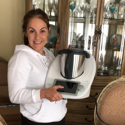 Mother, Educator, Math enthusiast, Thermomix lover