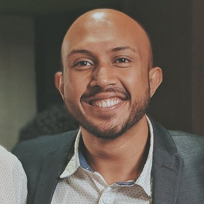 Co-founder & Chief @Offbeat Origins
Co-founder @Chatveda
