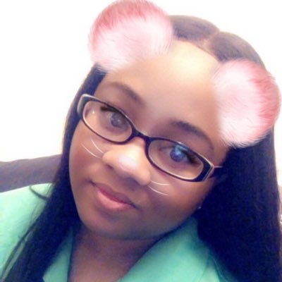 IamChelsAlexis's profile picture. with an EY, not EA