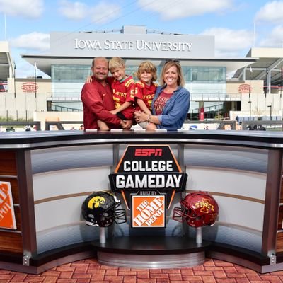 Husband to Brittney. Father to Beckett and Hudson. I'm the Assistant AD for Digital Media for Iowa State Athletics.
