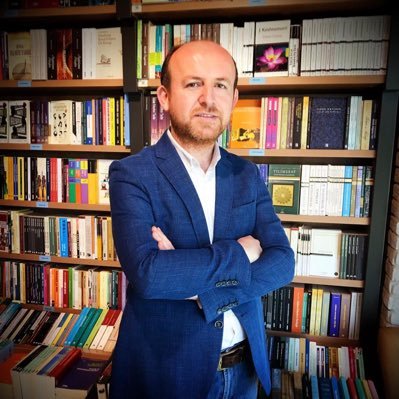 Doç. Dr. @ Marmara Üniversitesi İletişim Fakültesi
