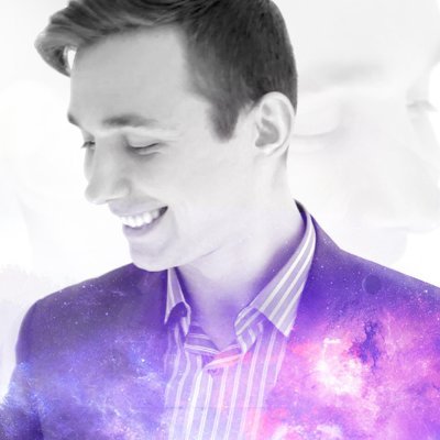 ZinenkoAj's profile picture. Писатель-рассказчик, у которого почти есть своё мнение))