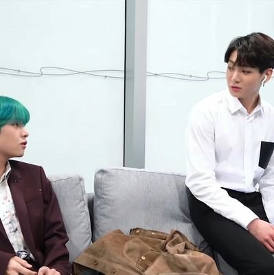 Thh_jkk's profile picture. ♡ⓑⓣⓢ♥ⓔⓧⓞ♡ⓖⓞⓣ7♥txt
♥JEON  JUNGKOOK ♡
#vkook  #chanbaek #jackjae♥♡
           @JjjjjjjjTttttt3
                      ทวิตอีกอันอัพเดตใหม่กว่ามาติดตามกันเยอะๆน้าา