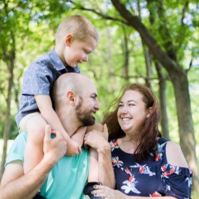 mom life, country music, movies, family, and love