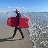 f thomas (@fthomas27588146) 's Twitter Profile
