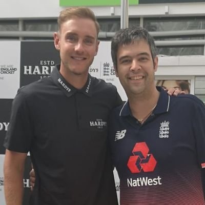 Chubzinmeanwood's profile picture. Darts nut, cricket fan, massive Goldie Lookin' Chain clart and man child!
Radio Leeds' youngest listener.... probably not fact.