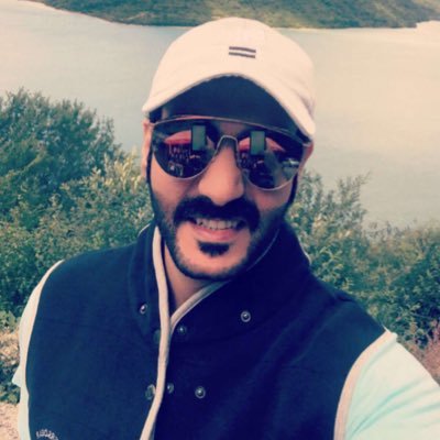 الشجاعه نصف ساعه بالزحام //تسترد الحق من بطن الجحيم