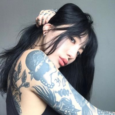 alixwtg's profile picture. ━𝐜𝐡𝐨𝐨𝐬𝐞 𝐲𝐨𝐮𝐫 𝐥𝐚𝐬𝐭 𝐰𝐨𝐫𝐝𝐬, 𝐭𝐡𝐢𝐬 𝐢𝐬 𝐭𝐡𝐞 𝐥𝐚𝐬𝐭 𝐭𝐢𝐦𝐞.