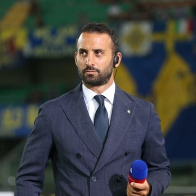 @SkySport #journalist 🇮🇹 #calciomercato #transfermarket @acmilan
Instagram: @manubaio