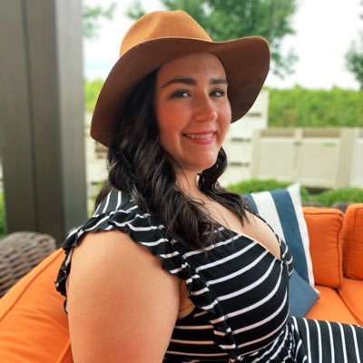 shelbshelb06's profile picture. I love the ocean