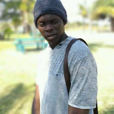 Skyflow_za's profile picture. power of words
music & poetry🌍