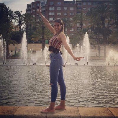 pilarppoveda's profile picture. Live your dream