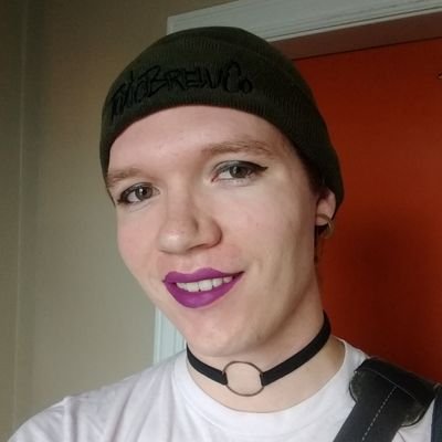 (they/them, 25) I'm a coffee nerd, computer geek, and music fan. Musically, into DIY, punk, metal, and any genre that is prefixed with post-.