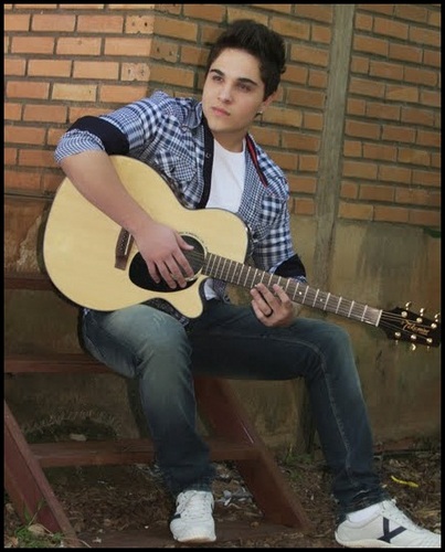 Fã clube do @LeoMirandaaa *-*