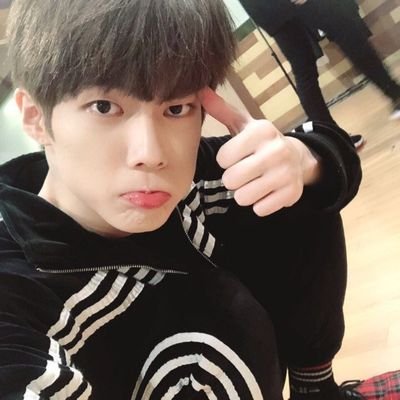 Target715's profile picture. Target (타겟)
Debut (Y.M.D): 2018.01.24
Label: JSL Company
Music Videos (Official Videos): Please Love Me (미공), Awake