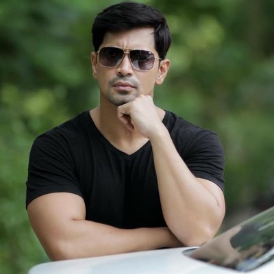 127Barry's profile picture. First Love 'COMPUTER'
Second Love 'BLOGGING'
Third Love pending...