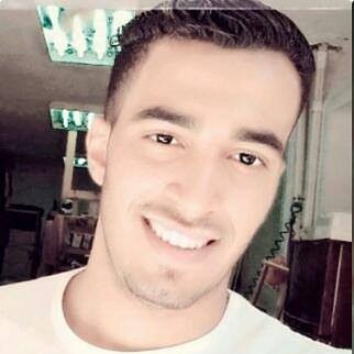 V7aKItcsCLmzzgH's profile picture. اكرمنا يارحمان