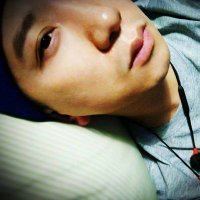 晚上吃鸡，我是专业的 (@miltonliu1) Twitter profile photo