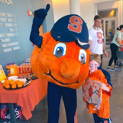 Long-suffering Mets fan 🍊 @SyracuseU  and @DailyOrange Alum 🍊 Work @ financial communications / PR firm. Opinions always my own. RTs≠endorsements